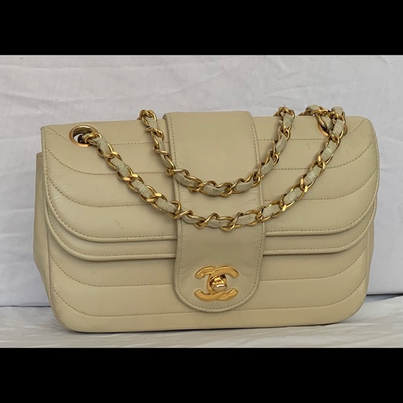 CHANEL Handbags - 🥳Chanel flap bag beige SOFTEST lamb skin.